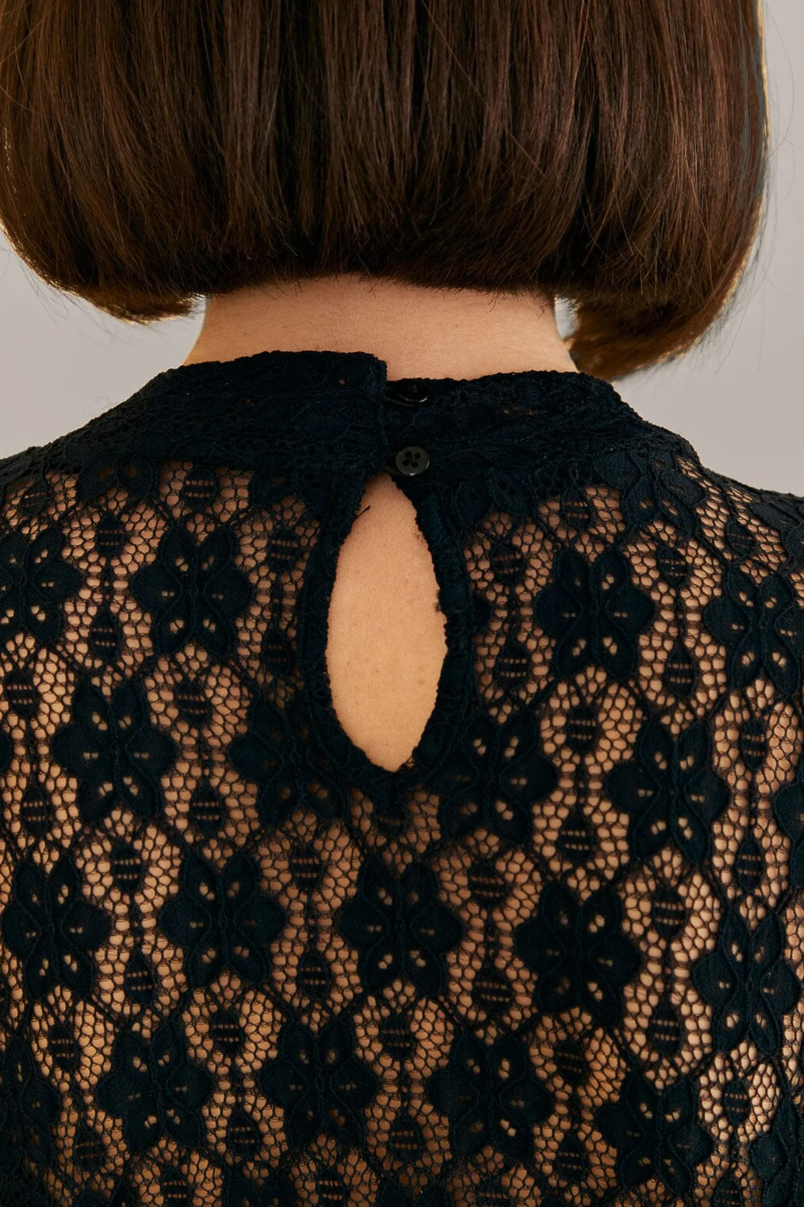 FARM Rio BLACK LACE LONG SLEEVE BLOUSE Clearance