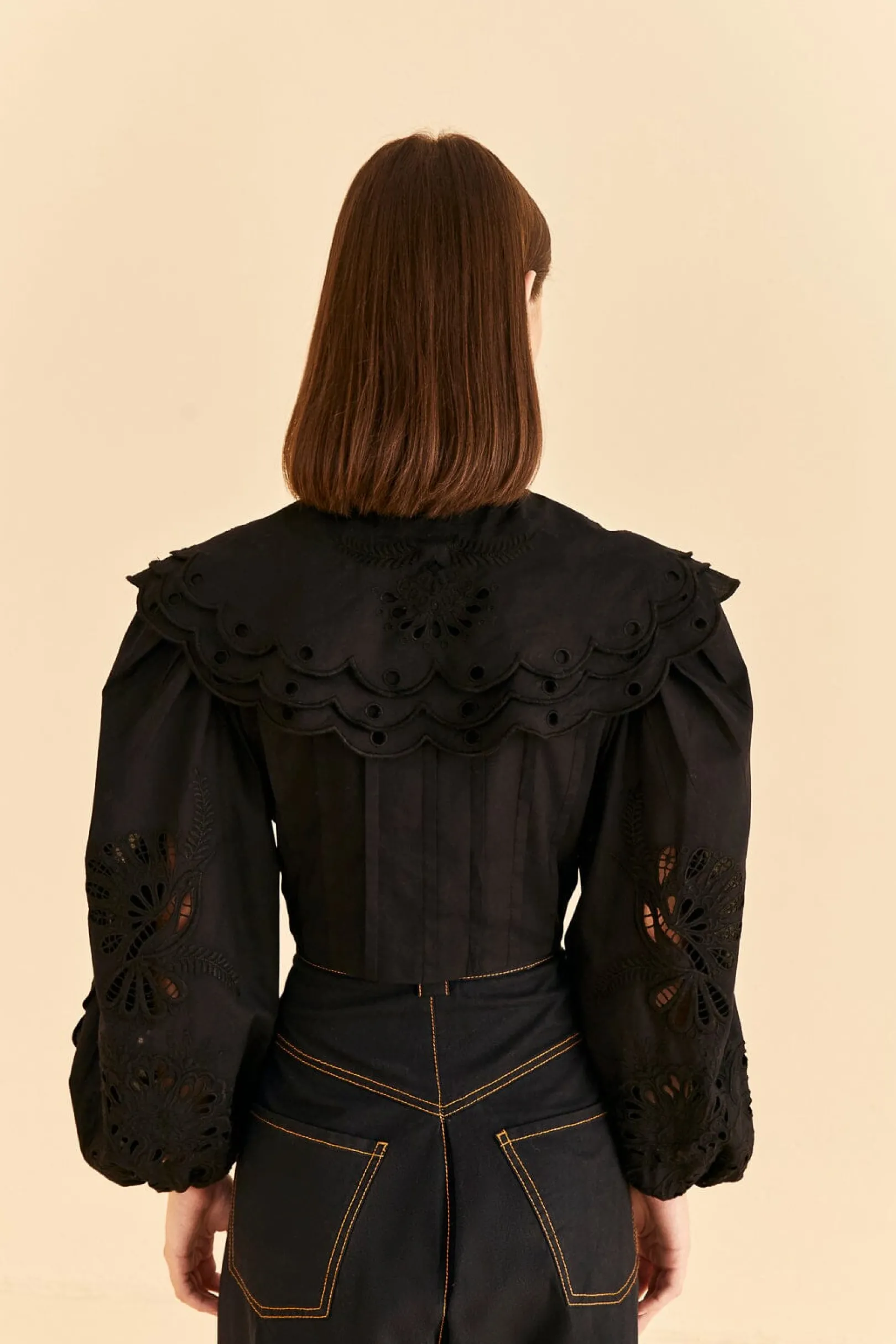 FARM Rio BLACK RICHELIEU BIG COLLAR BLOUSE New