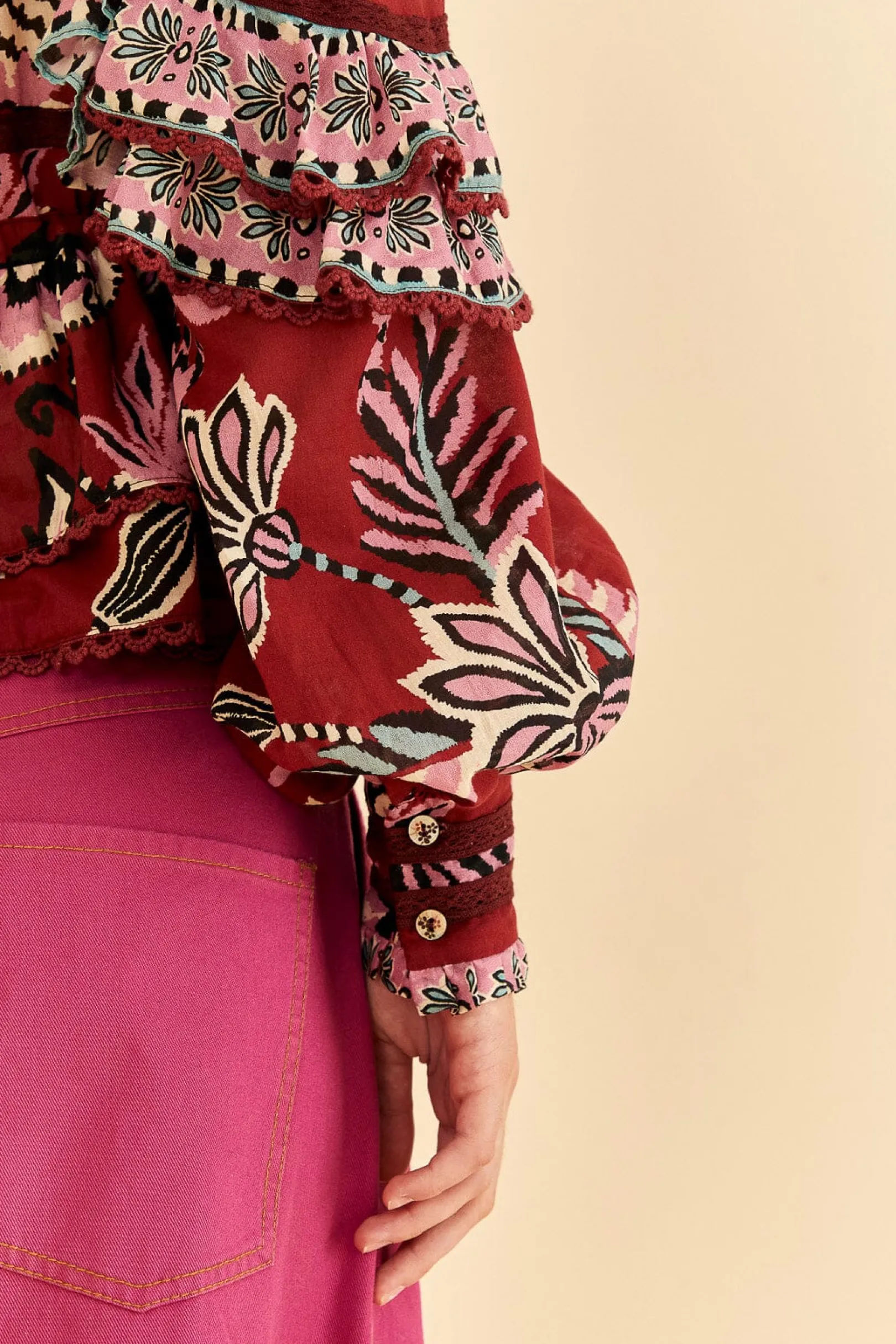 FARM Rio BURGUNDY PINEAPPLE INSPIRATION RUFFLE BLOUSE Cheap