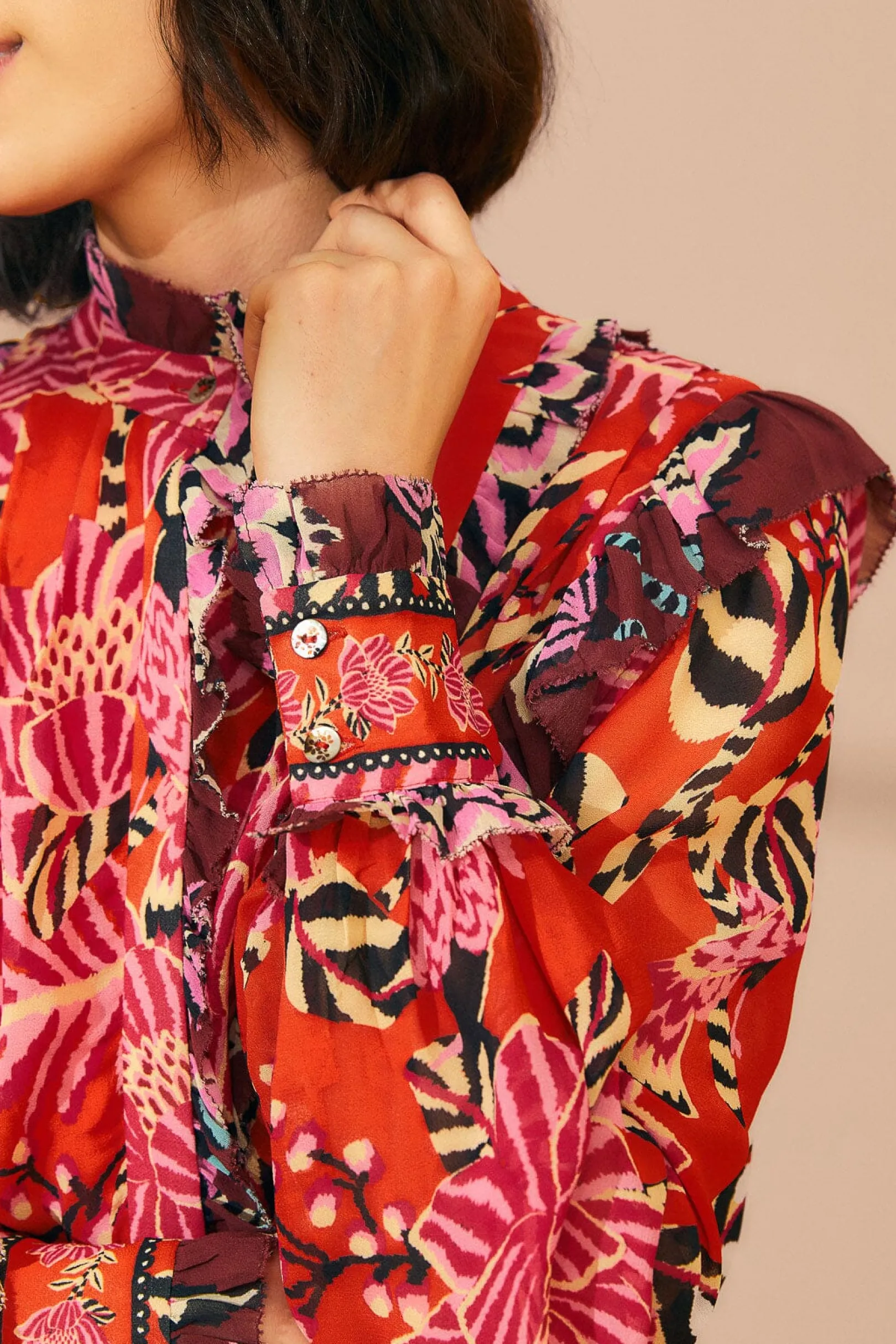 FARM Rio MIXED FLORAL RUFFLE MINI DRESS Clearance