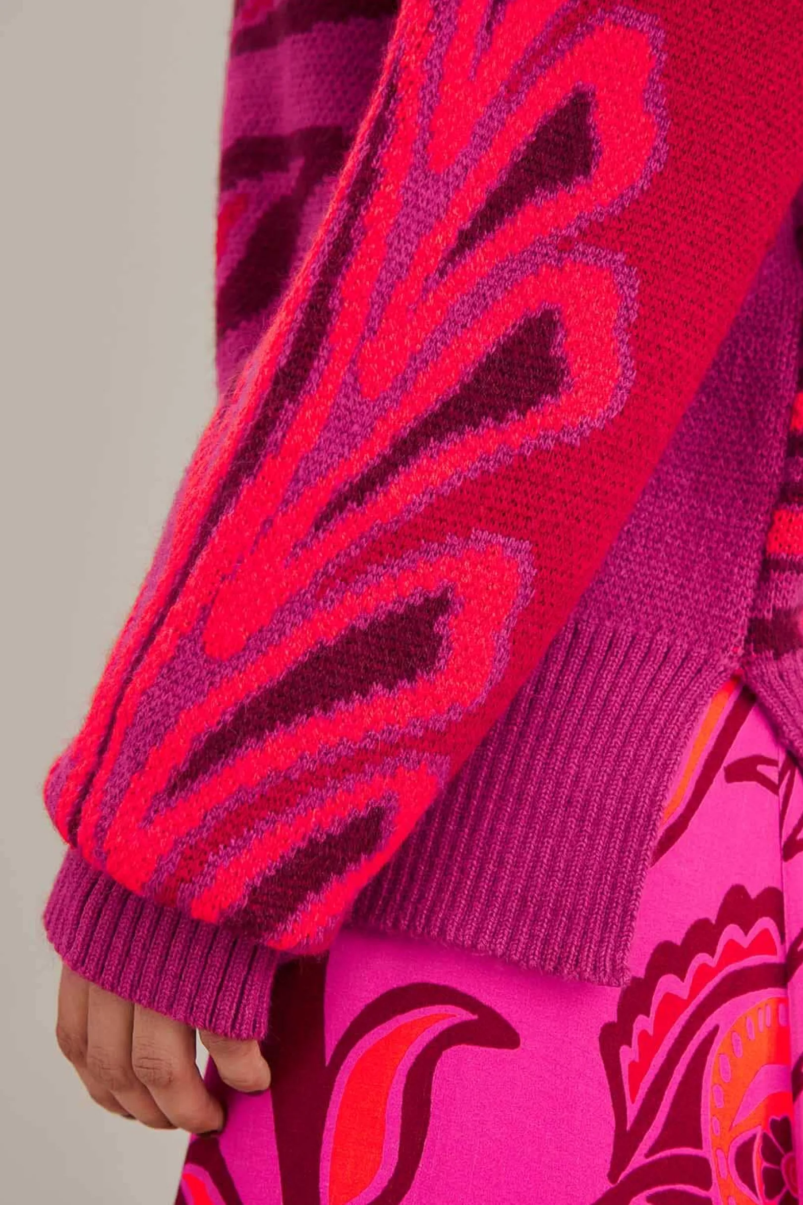 FARM Rio PINK BOLD FLORAL KNIT SWEATER Cheap