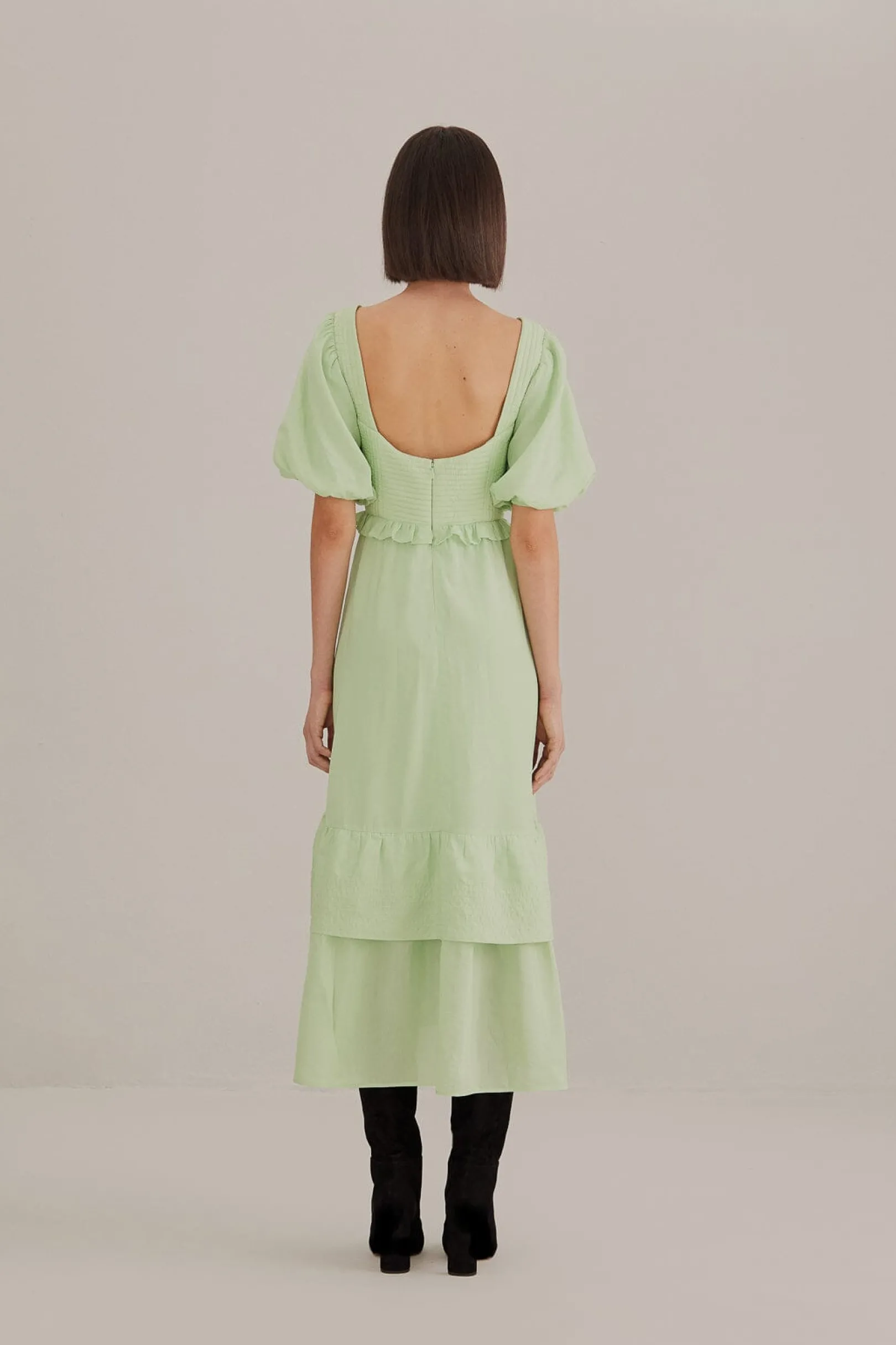 FARM Rio SOFT GREEN SHORT SLEEVE MIDI DRESS Clearance