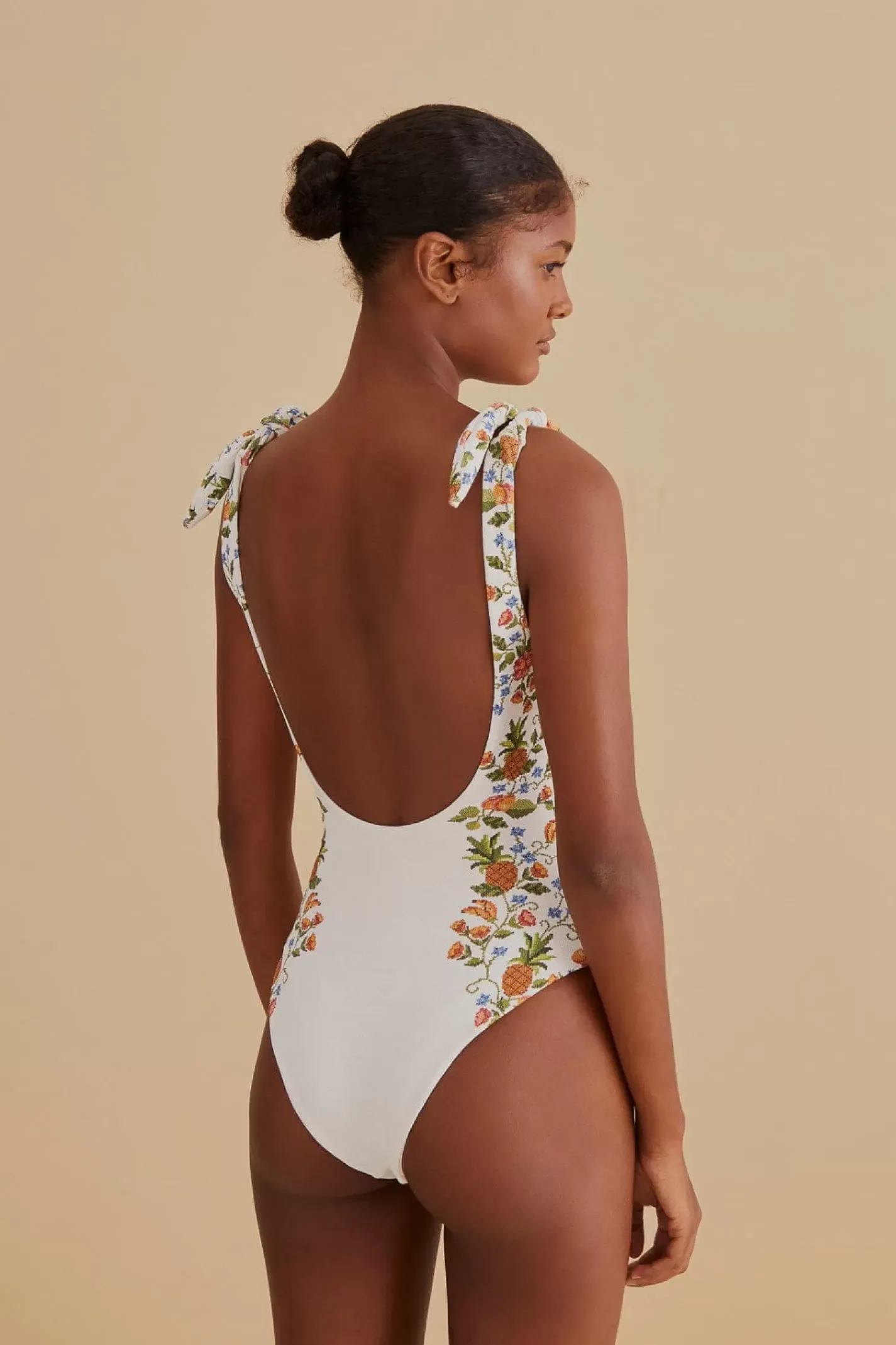 FARM Rio WHITE BANANA VITAMIN ONE PIECE SWIMSUIT Fashion